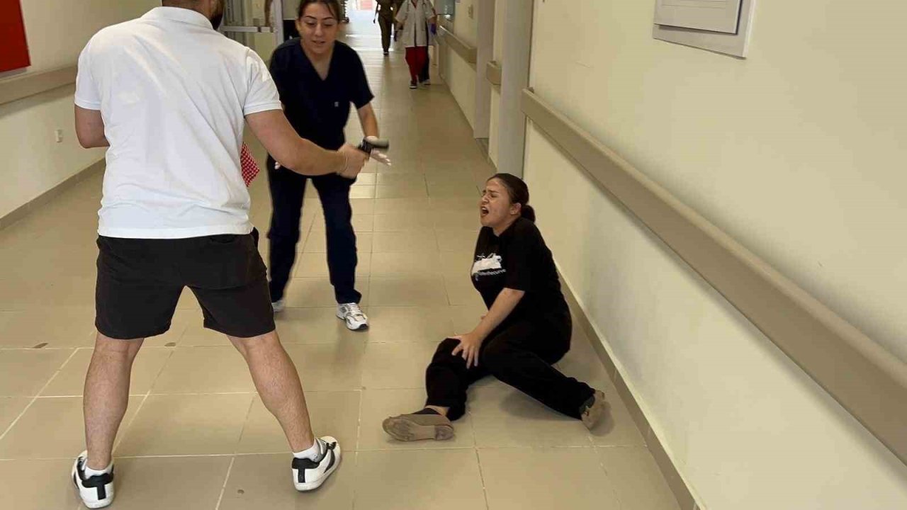 Gazipaşa Devlet Hastanesi’nde Gerçeği Aratmayan Tatbikat