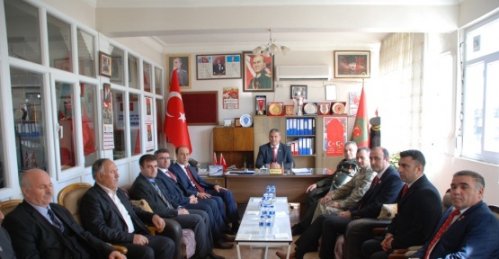 Vali Abdullah Erin ve il protokolünden TÜMŞAD’a ziyaret