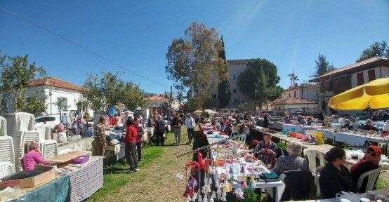 Köyceğiz’de ekolojik pazar kuruldu