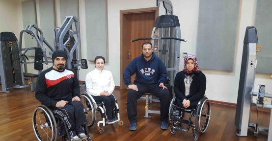 Engelli atletler madalya için yarışacak