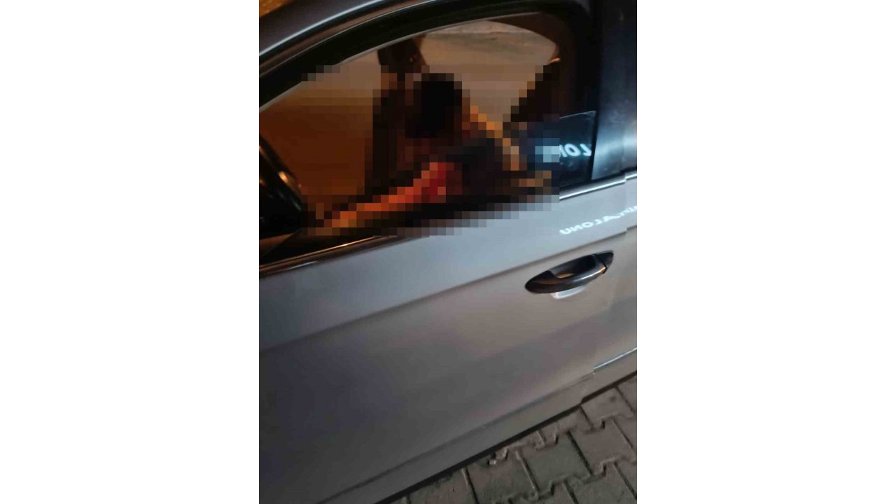 Aracını Durdurarak Tabancayla Kendisini Vurdu