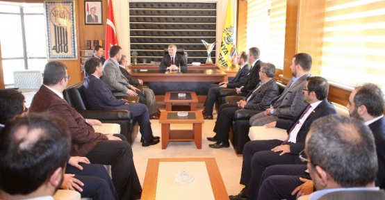 MÜSİAD’tan Büyükşehir Belediyesini ziyaret