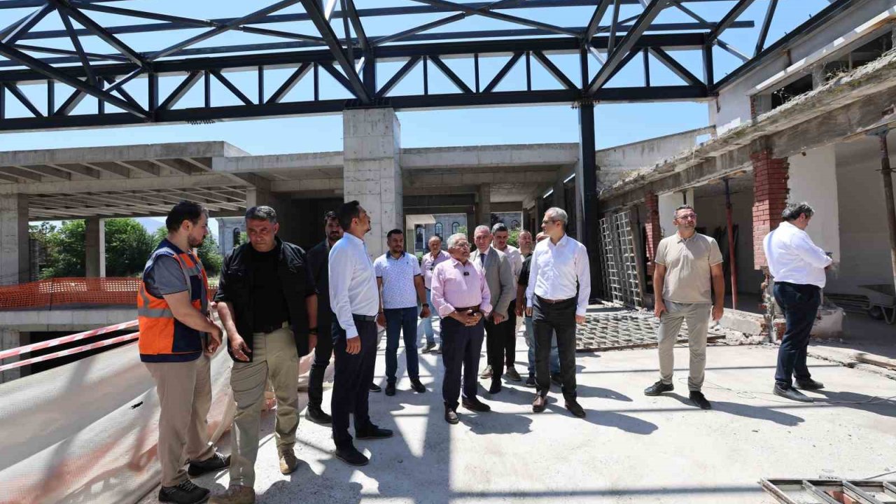 Paleontoloji Ve Fosil Müzesi Türkiye’ye Örnek Olacak