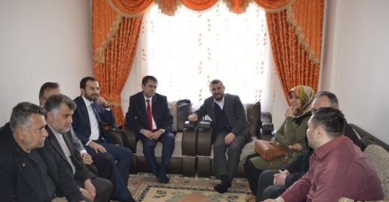 Başbakan Yıldırım Nevşehirli engelliye akülü sandalye hediye etti