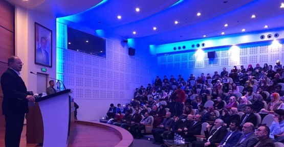 Bakan Akdağ gençlerle buluştu