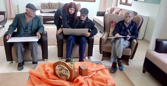 Odunpazarı Belediyesi Yaşlı Merkezinde resim dersleri de başladı
