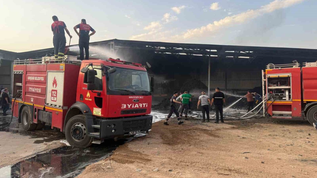 Kırşehir’de Petlas Fabrikasında Yangın