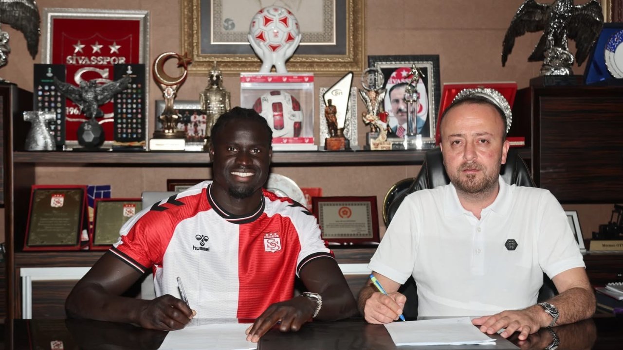 Sivasspor Aliou Badji’yi Kadrosuna Kattı