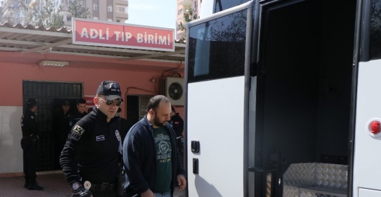 Adana’da ’ByLock’ kullanan 1’i kadın 14 polis adliyeye sevk edildi