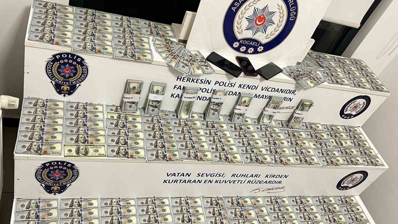 Telefon Dolandırıcıları 85 Bin 400 Dolar İle Yakalandı