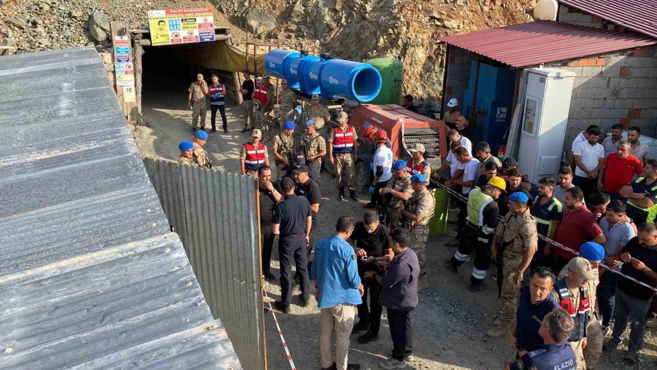 Elazığ’da Göçük Altında Kalan İşçinin Cansız Bedenine Ulaşıldı