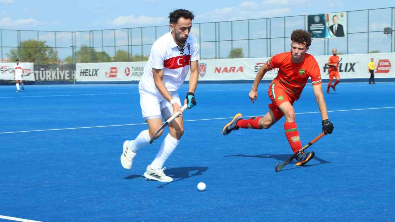 Kırklareli’nde Hokey Avrupa Şampiyonası Nefes Kesiyor