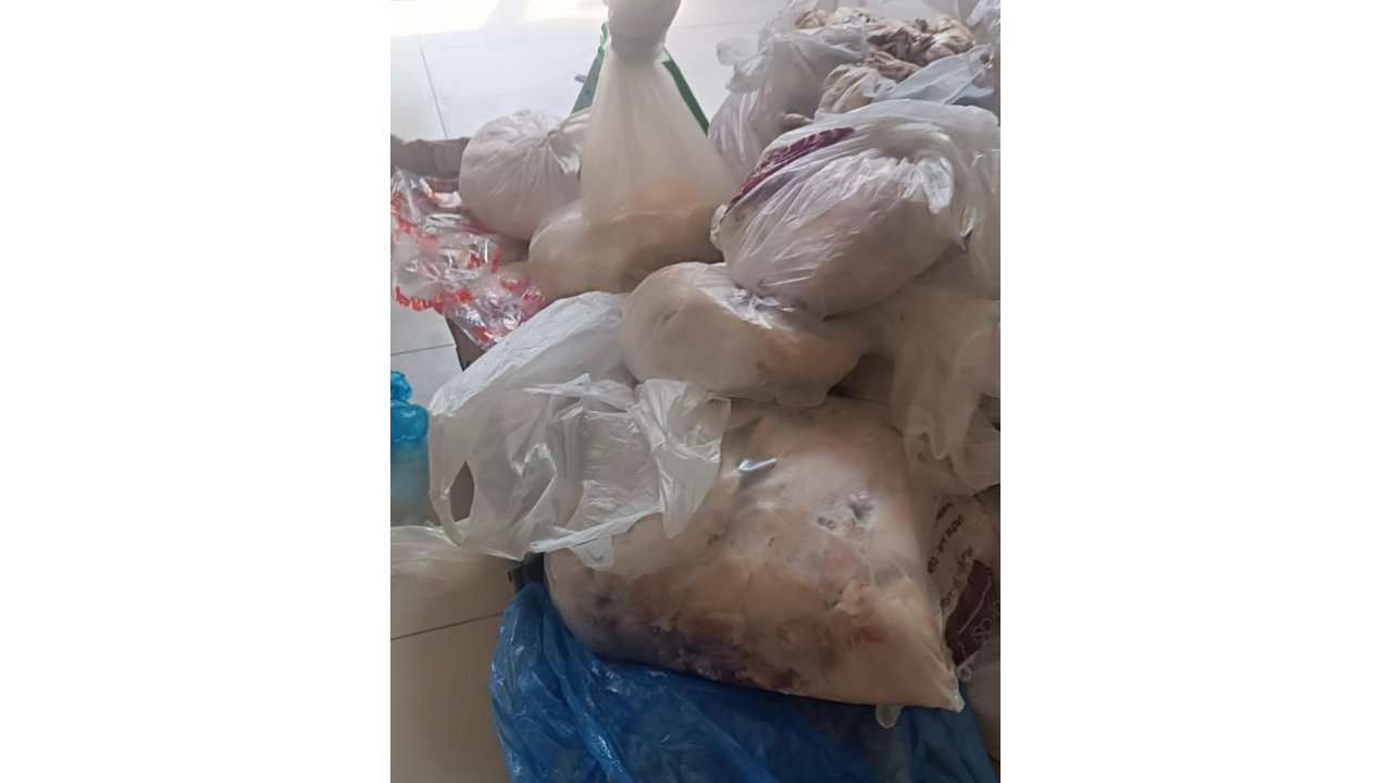 Elazığ’da 345 Kilo Küflenmiş Tavuk Ele Geçirildi