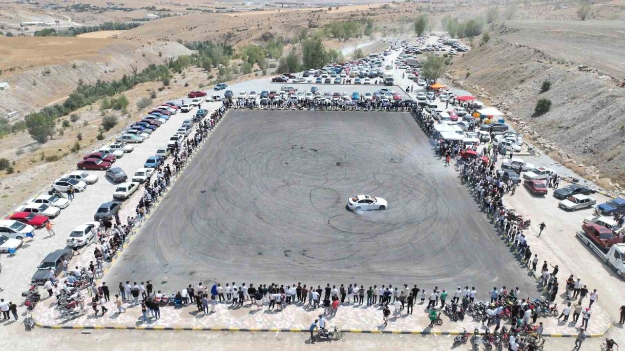 Sorgun Modifiye Araç Fuarına 468 Araç Katıldı