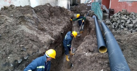 Büyükşehir Oltu’nun altyapısını yeniliyor