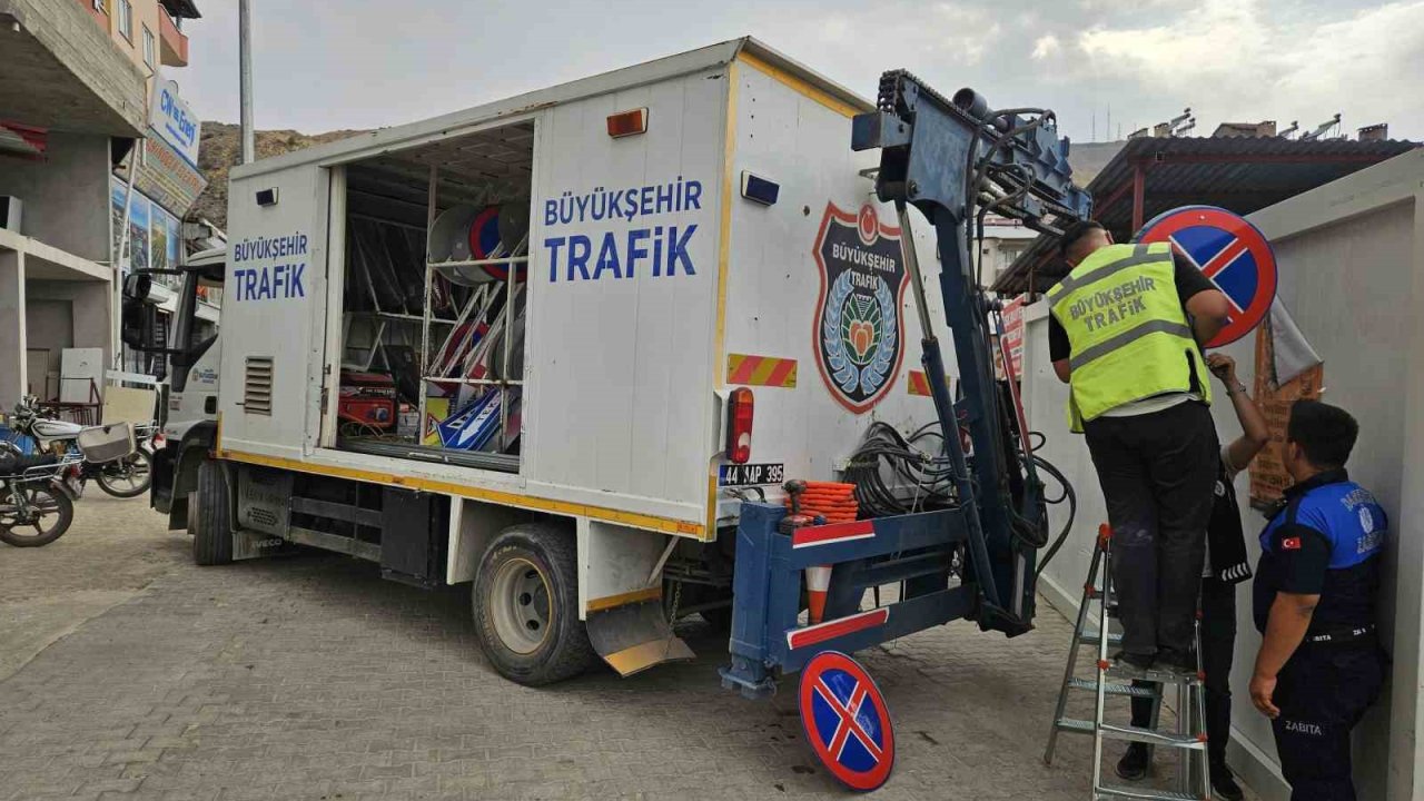 Darende’de Trafik Düzenlemesi: Tek Yön Ve Park Yasağı Uygulamaları Başladı