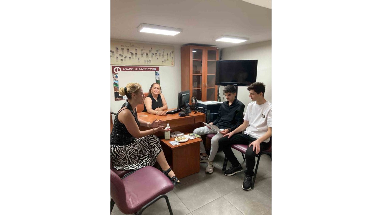 Anadolu Üniversitesi İstanbul’da Aday Öğrencilerle Buluşuyor