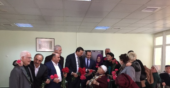 Kars Ardahan Iğdır Dernekler Federasyonu üyeleri Huzur Evi’ni ziyaret etti