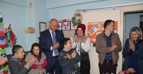 Başkan Togar down sendromluları unutmadı