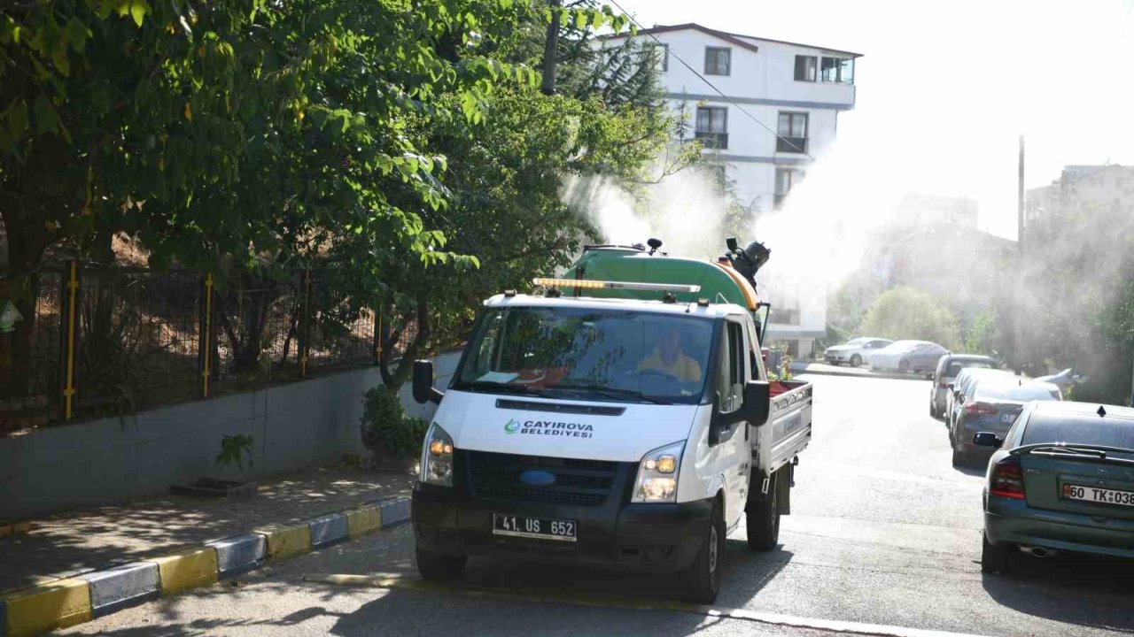 Bulaşıcı Hastalıklara Karşı İlaçlama Yapılıyor