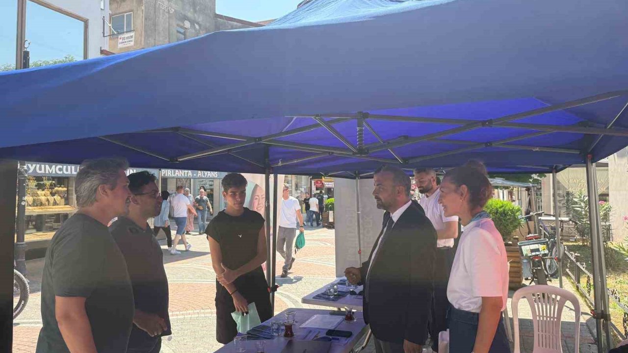 Rektör Akkaya’dan Tanıtım Standına Destek