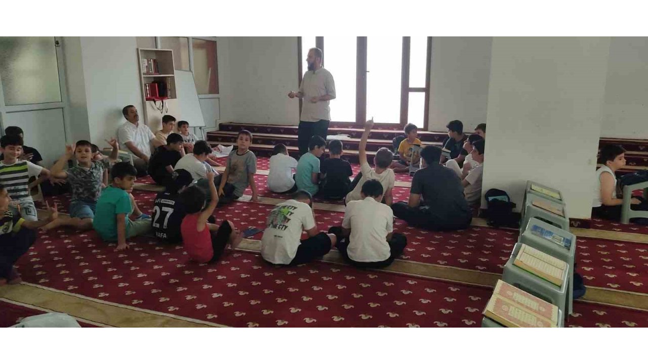 Elazığ’da Öğrencilere Teknoloji Semineri