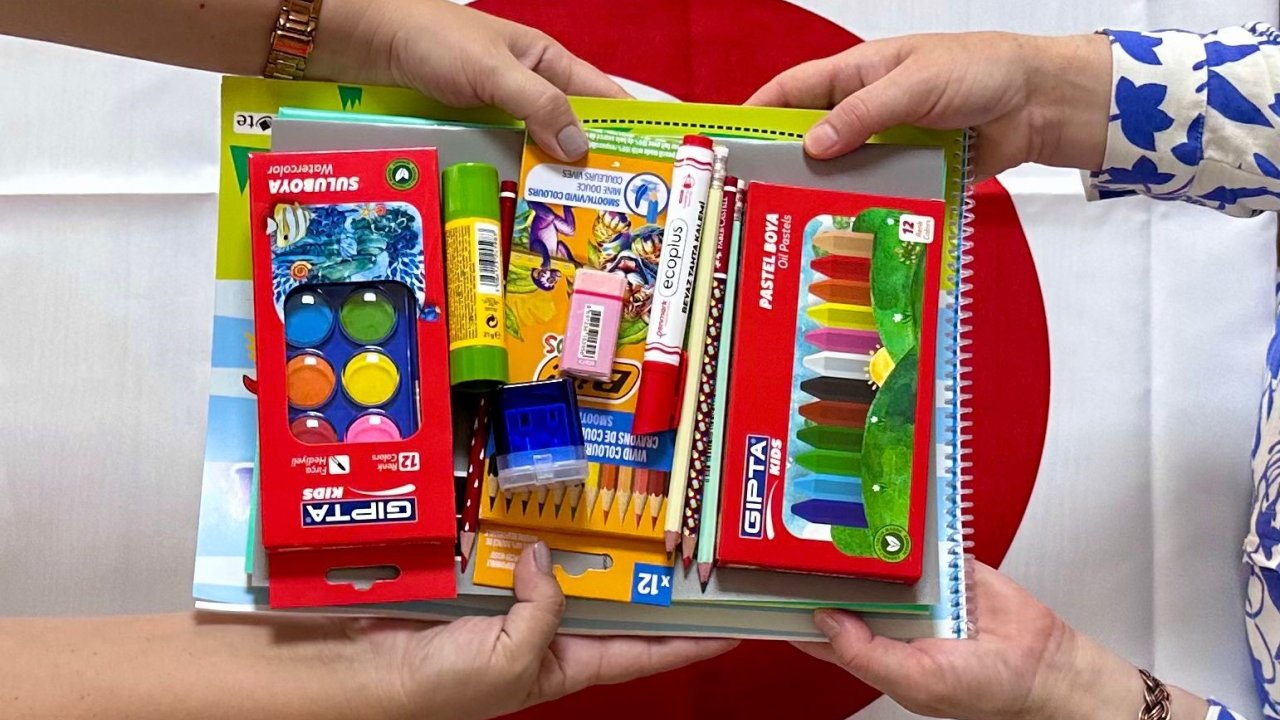 Türk Kızılay Manisa İl Merkezi Başkanlığı’ndan Eğitime Destek Kampanyası