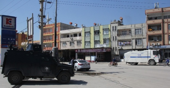 Adana’da korsan gösteriler bitirildi