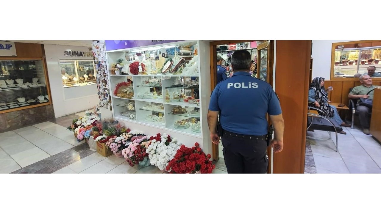 Kırşehir’de Polis Ekiplerinden Piroteknik Madde Denetimi