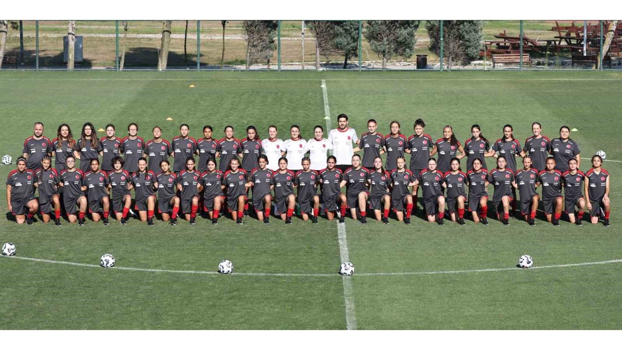 Körfezli Ravza U15 Kız Milli Takımı’nda