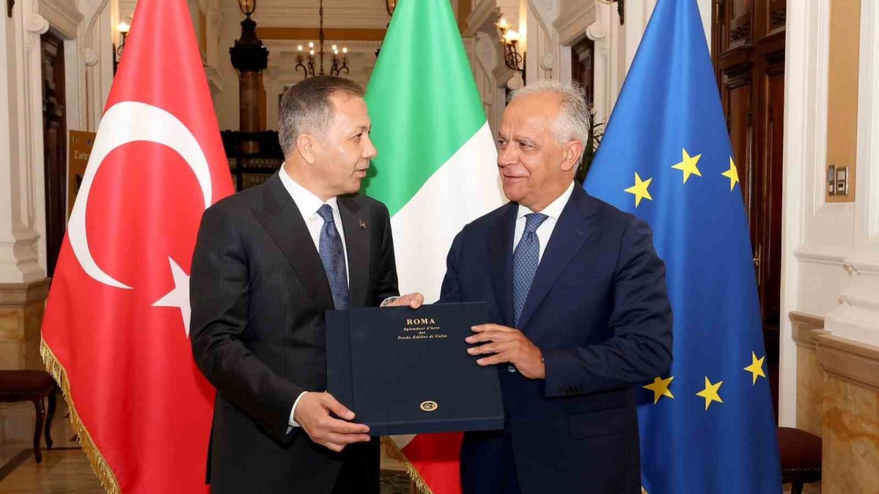 Bakan Yerlikaya, İtalyan Mevkidaşı Piantedosi İle Görüştü