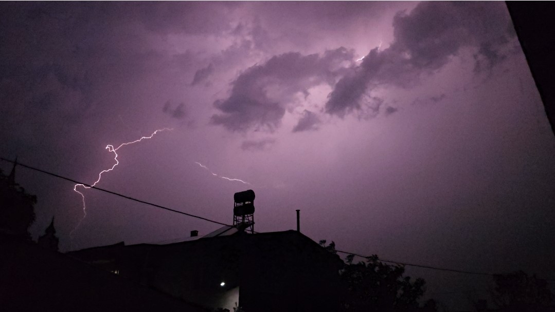 Bandırma Ve Erdek’te Sağanak Yağış