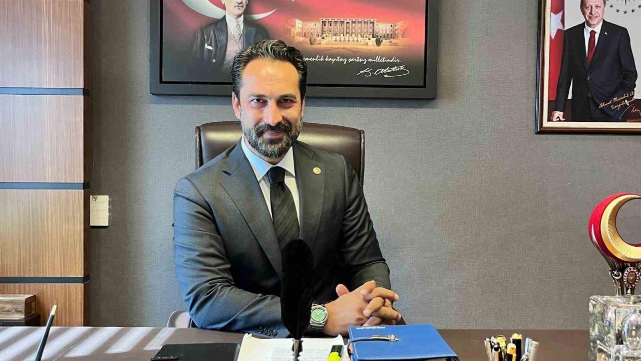 Ak Parti Mkyk Üyesi Arınç: