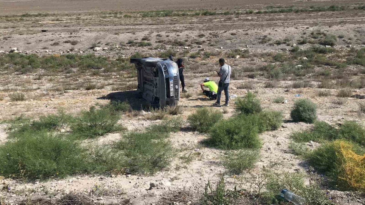 Kontrolden Çıkan Otomobil Takla Attı: 5 Yaralı
