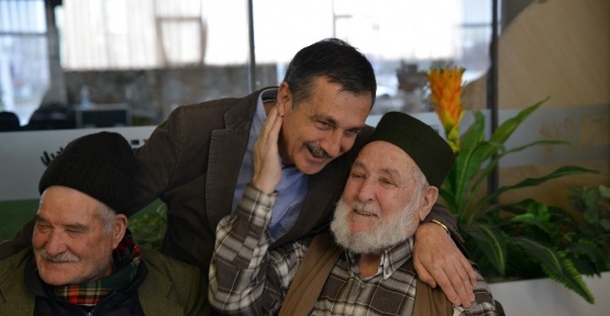 Tepebaşı Belediyesi yaşlılar için etkinlik düzenledi