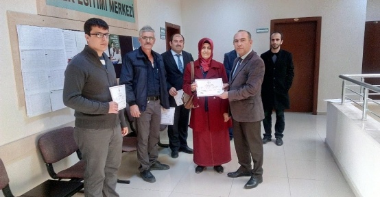 Dörtyol’da arı yetiştiricilerine arıcılık sertifikası