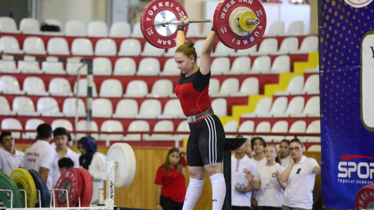 Halter Yıldızlar Kulüpler Türkiye Şampiyonası’nın Açılış Seremonisi Yapıldı