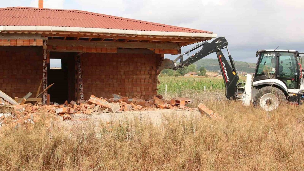 Kırsalda Kaçak Yapıya Geçit Verilmiyor