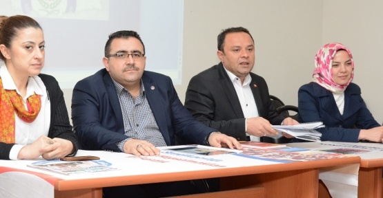 Aksaray AK Parti heyeti öğretmenlerle buluştu