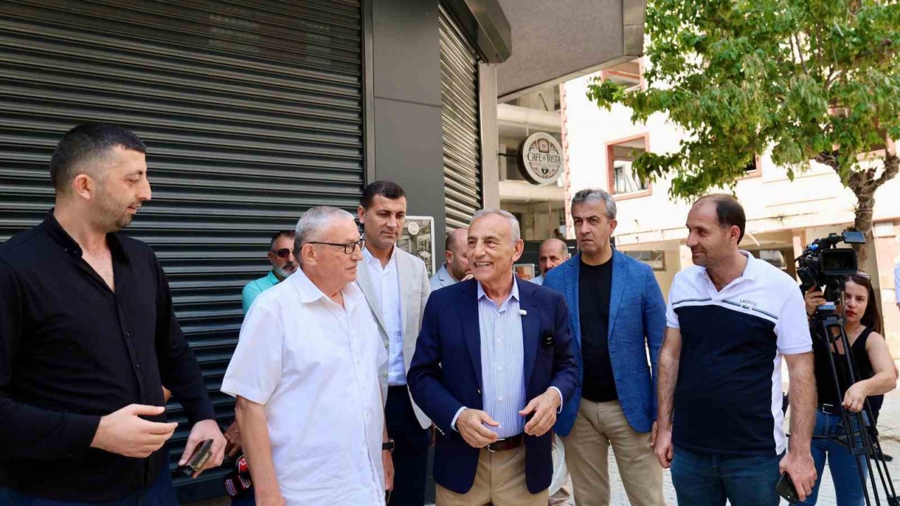 Küçükçekmece’de Kentsel Dönüşüm Neticesinde 14 Binanın Yıkımına Başlandı