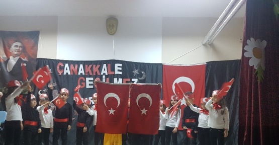 Minikler Çanakkale Ruhunu Yeniden Yaşattılar