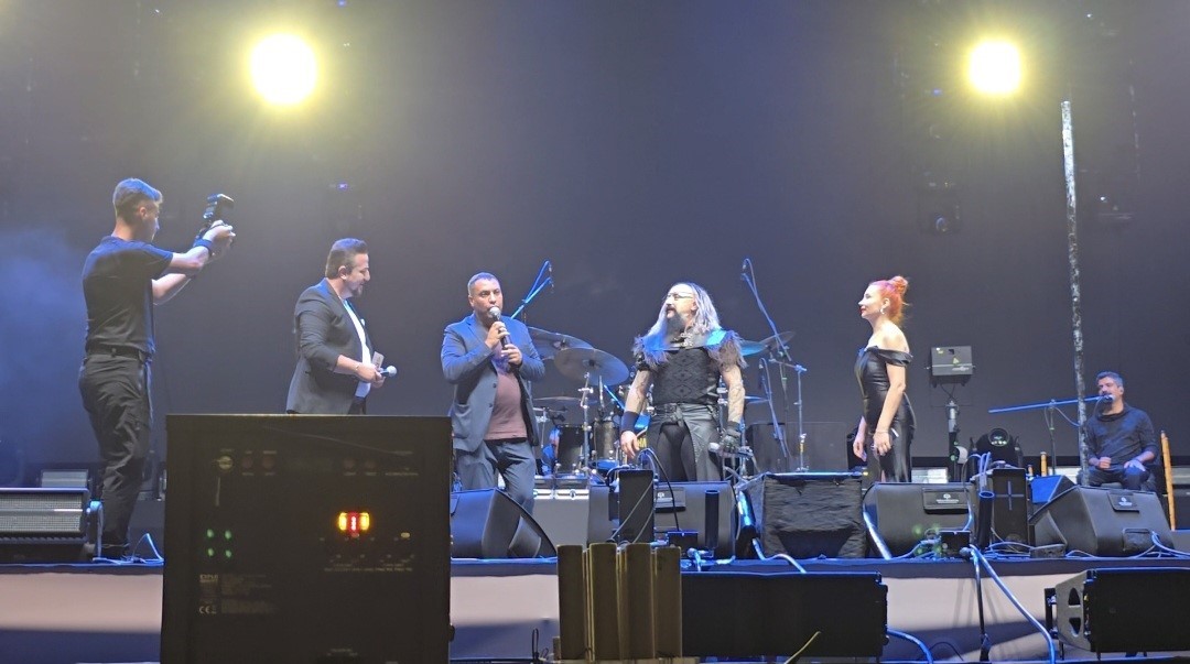 Sorfest’in İkinci Gününde Hayko Cepkin Fırtınası Esti