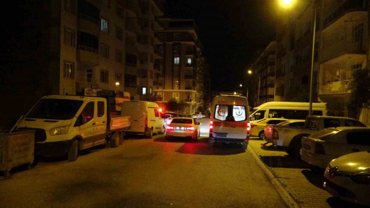 Malatya’da Yaşlı Kadın Evinde Yarı Çıplak Halde Ölü Bulundu