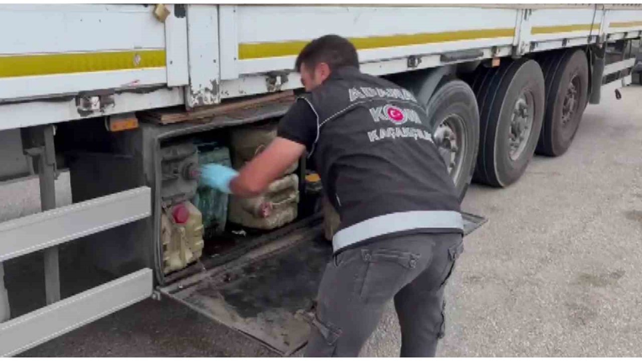 Yedek Yakıt Bidonunda 4 Milyon Tl Değerinde Kaçak Telefon Çıktı