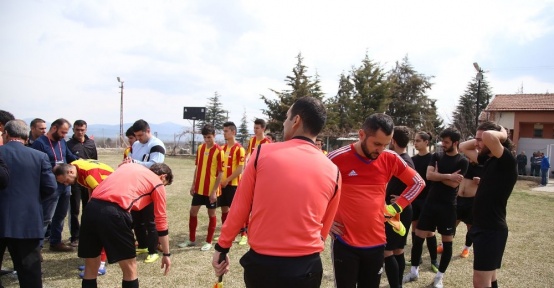 Üç dakikada biten maç