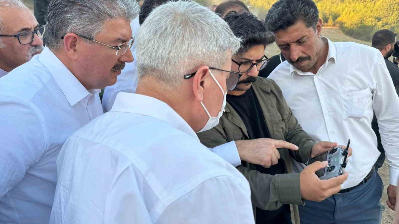 Osmaniye’de Çıkan Orman Yangınına Havadan Ve Karadan Müdahale Devam Ediyor