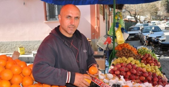 Simav’da meyve fiyatları tavan yaptı