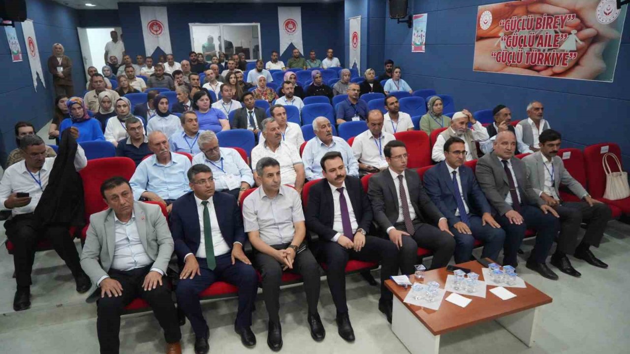 Muş’ta Yaşlılık Çalıştayı Düzenlendi