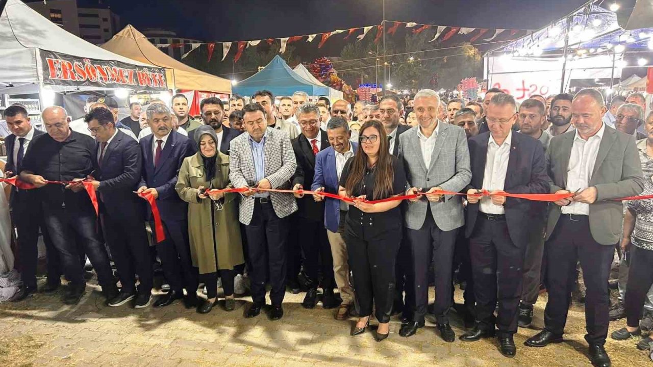 Simav Turizm Ve Ticaret Panayırı Açıldı