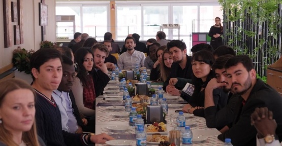 Yabancı uyruklu öğrenciler bir araya geldi